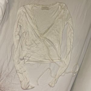 LONG SLEEVE WRAP TOP